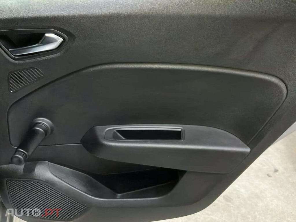 Renault Clio 1.6 E-Tech Intens