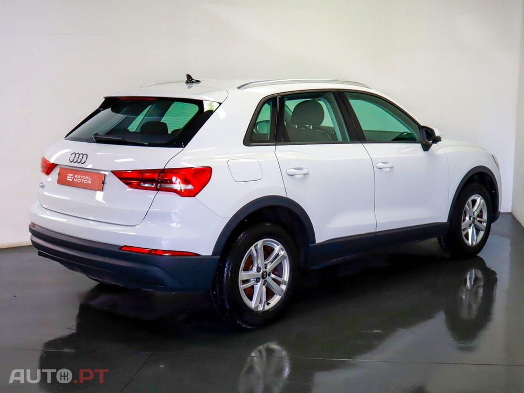 Audi Q3 45 TFSIe S tronic
