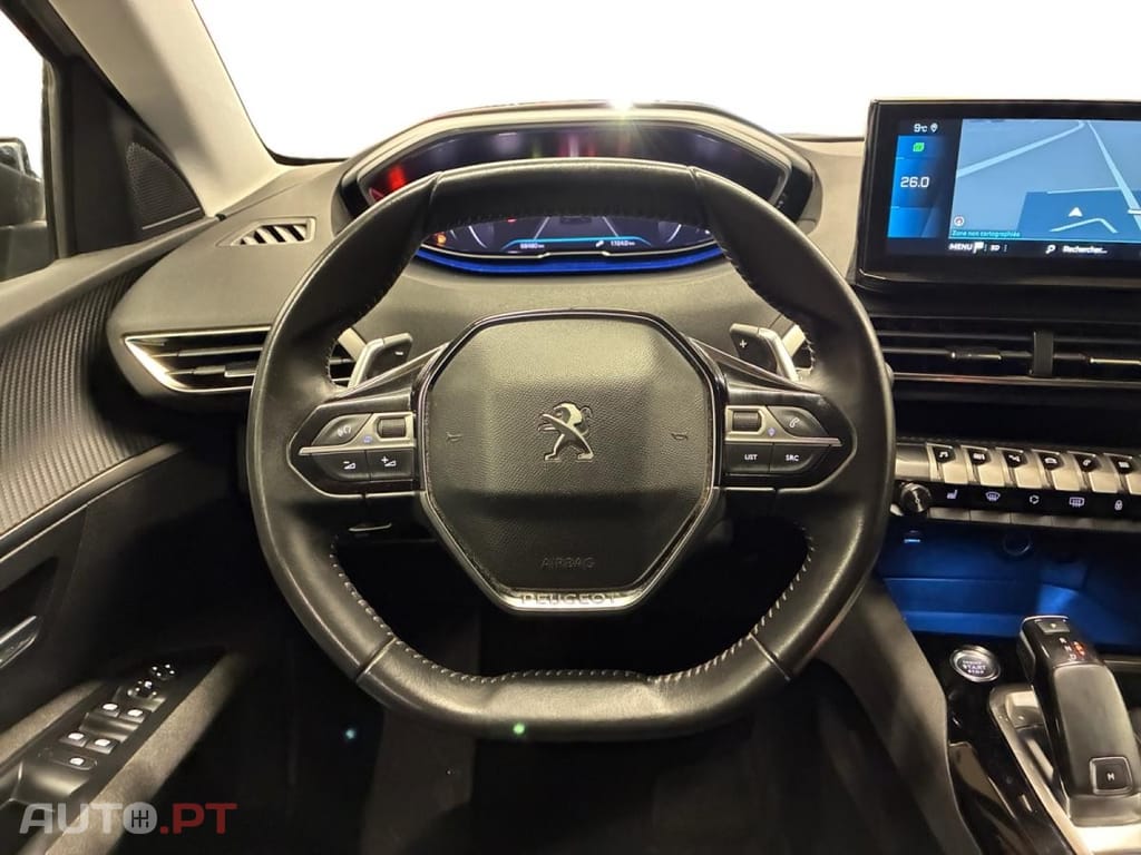 Peugeot 5008 1.2 PureTech Style EAT8