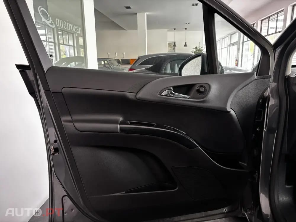 Opel Meriva 1.3 CDTi Design Edition S/S J16