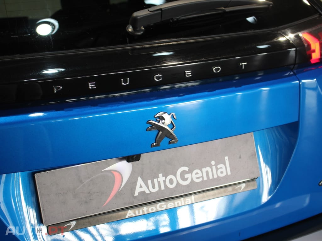 Peugeot 2008 1.2 PureTech GT EAT8