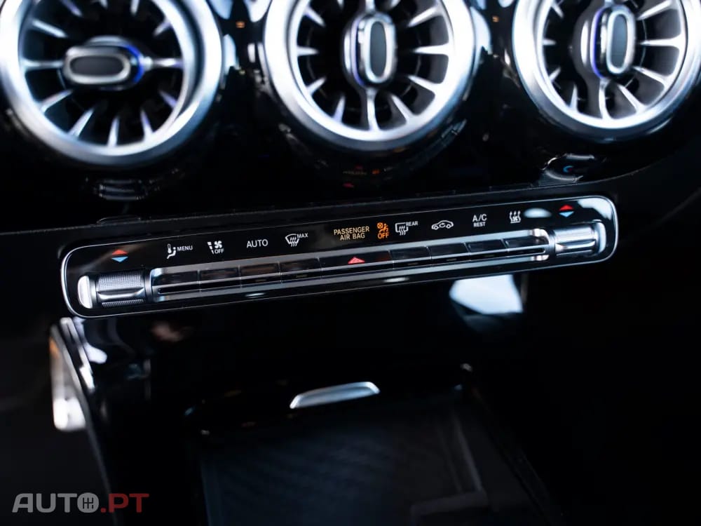 Mercedes-Benz CLA 250 e Shooting Brake AMG Line