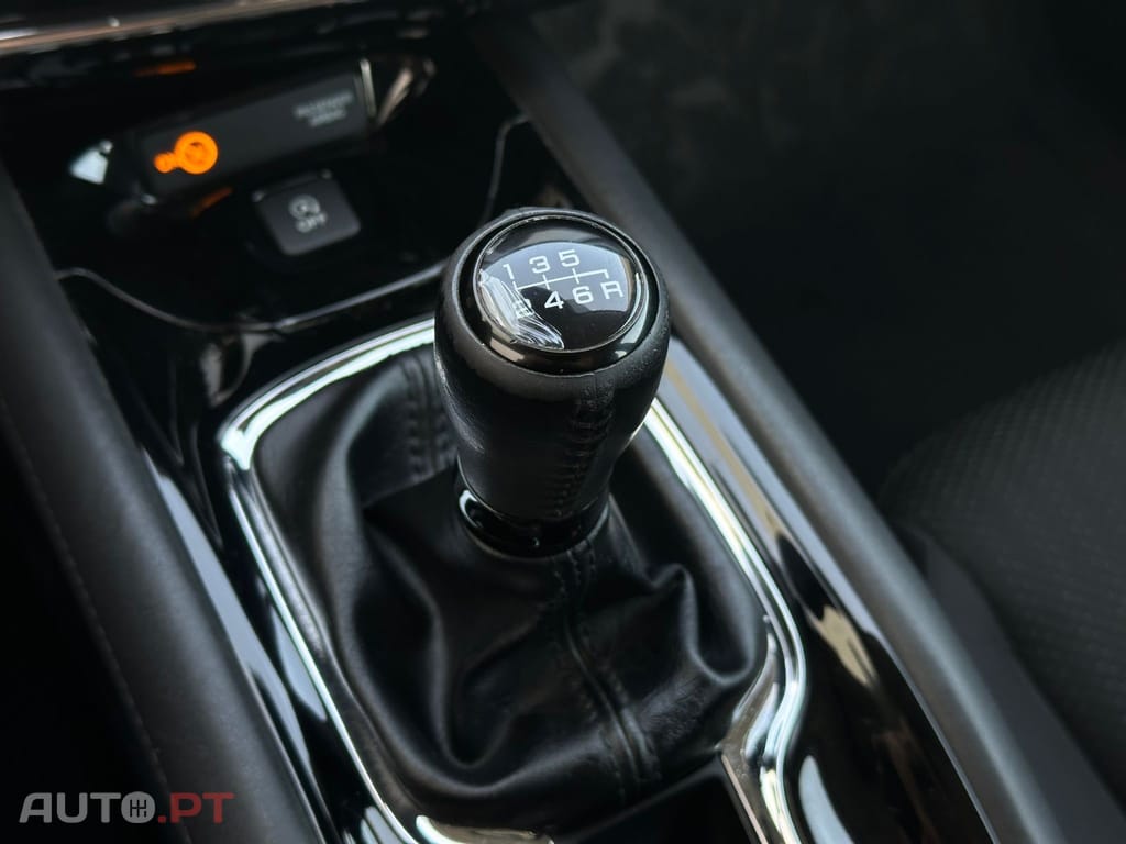 Honda HR-V 1.6 i-DTEC Elegance Navi
