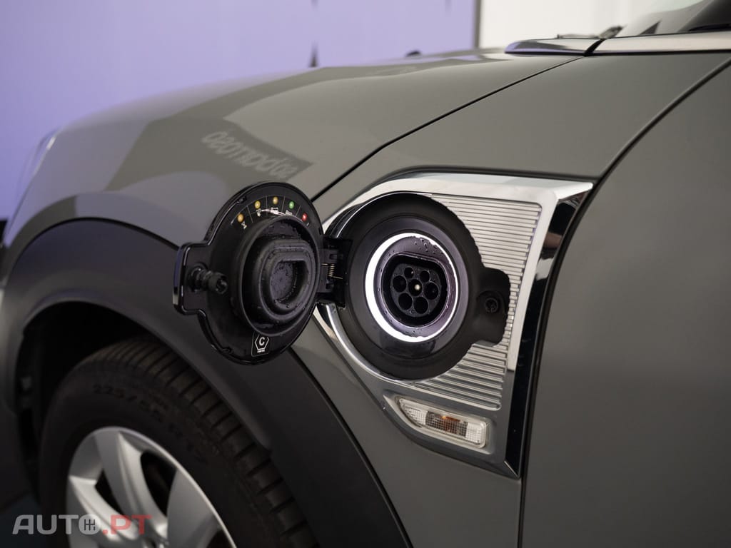 MINI Countryman Cooper SE ALL4 Auto