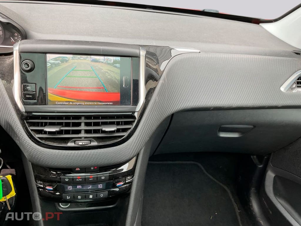 Peugeot 208 1.2 VTi Allure