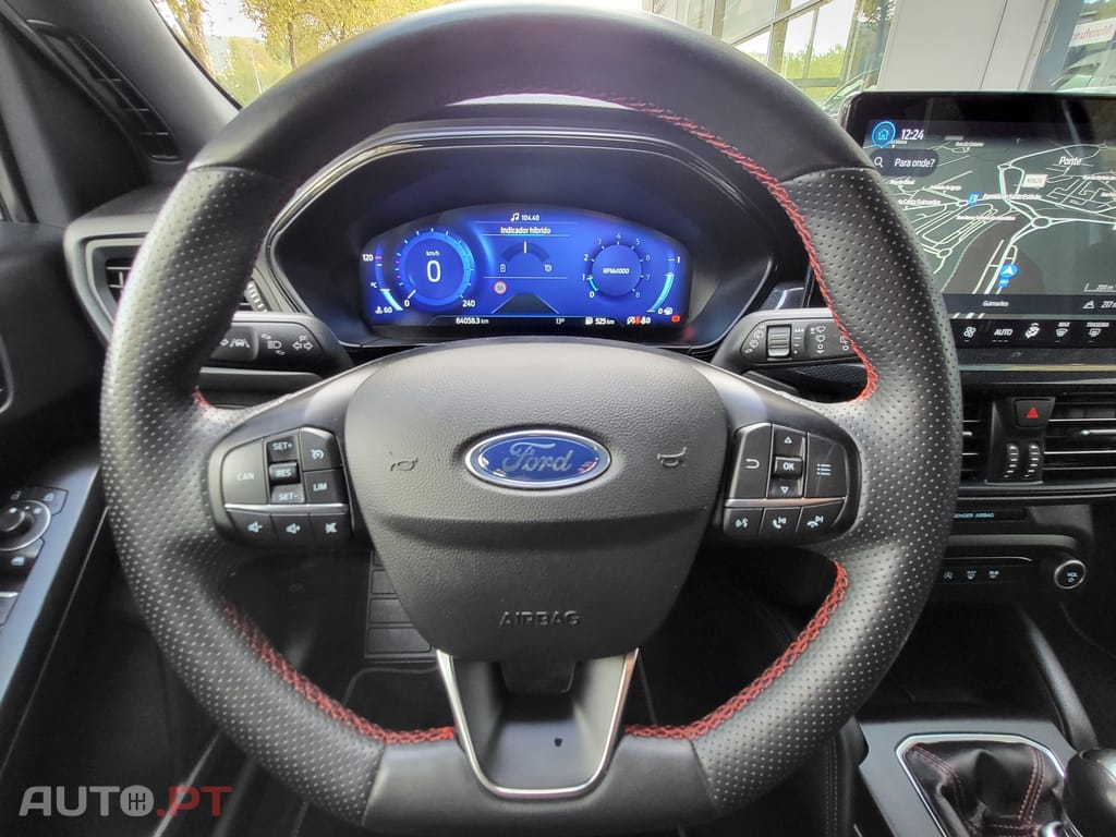 Ford Focus SW 1.0 EcoBoost MHEV ST-Line X