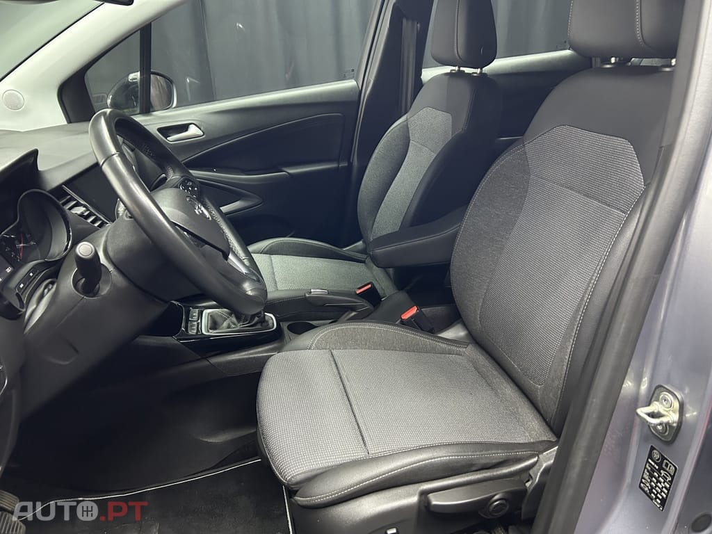 Opel Crossland X 1.2T Elegance