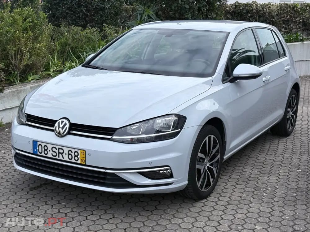 Volkswagen Golf 1.0 TSI Confortline