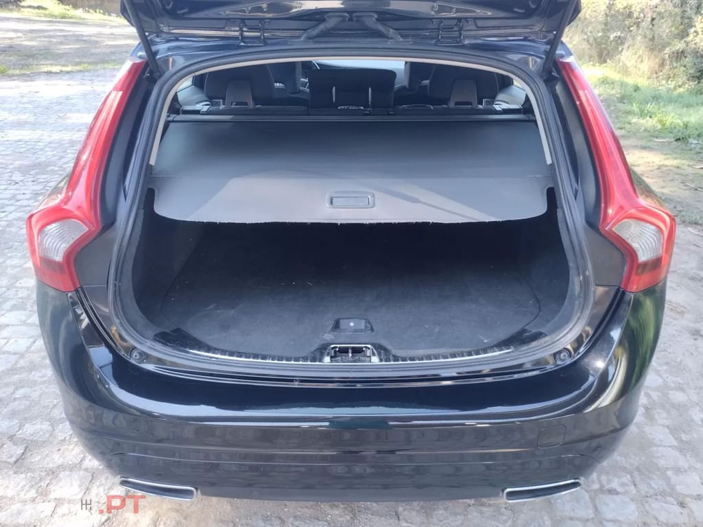 Volvo V60 2.0 D4 Momentum Eco Geartronic