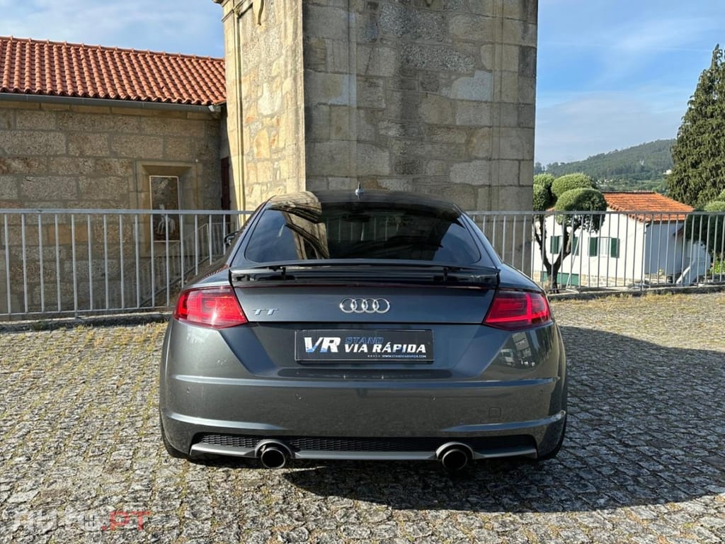 Audi TT 2.0 TFSI S-line S tronic