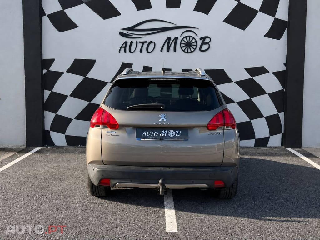 Peugeot 2008 1.2 PureTech Crossway EAT6