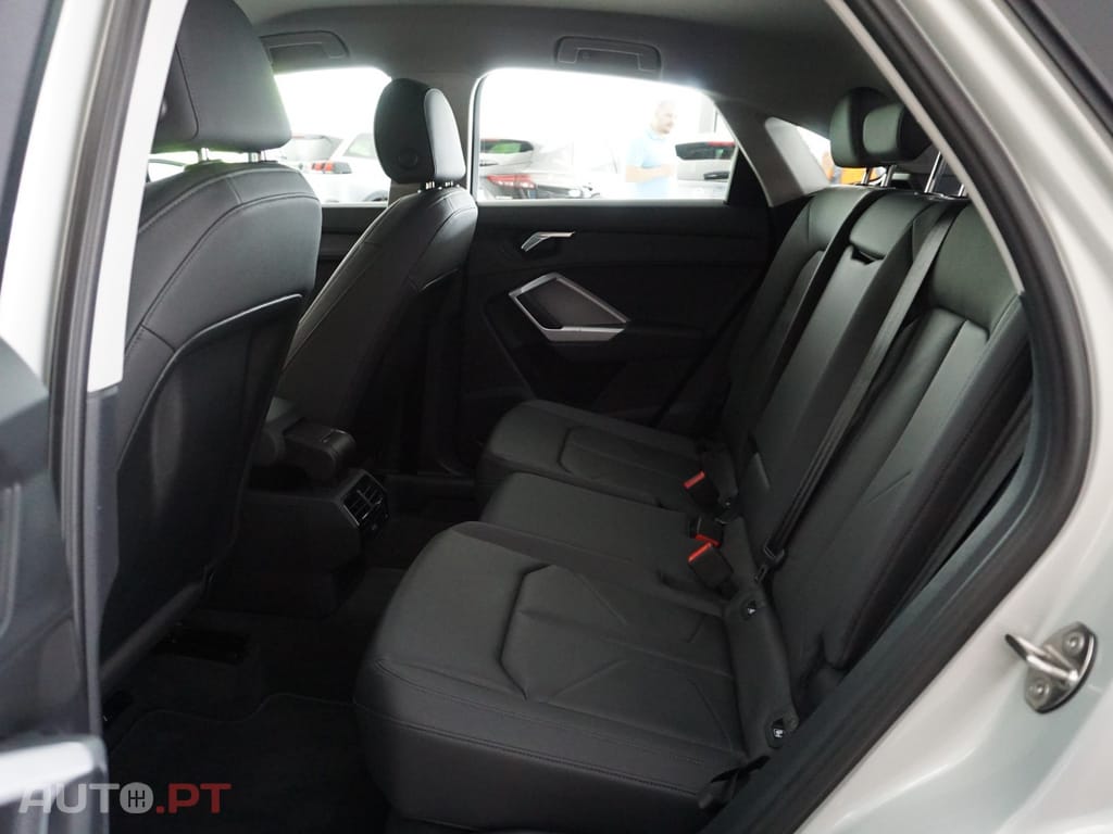 Audi Q3 45 TFSIe S tronic