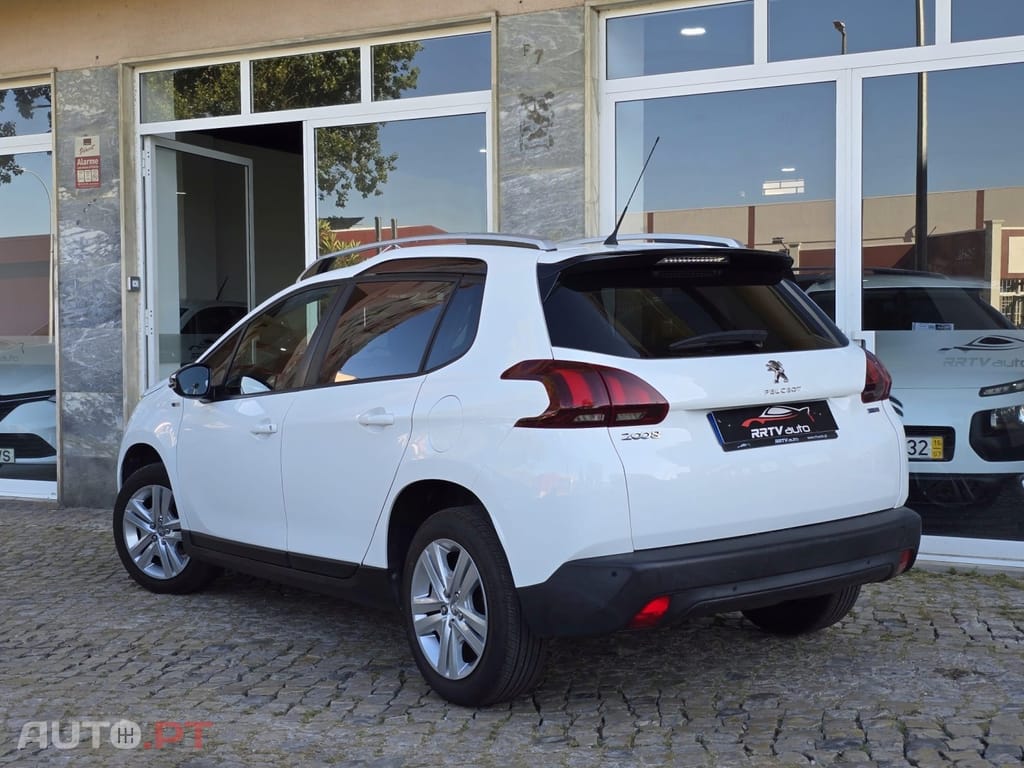 Peugeot 2008 1.2 PureTech Active