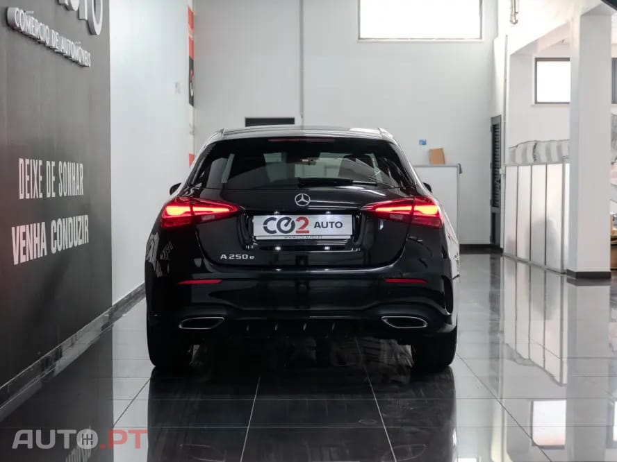 Mercedes-Benz A 250 e