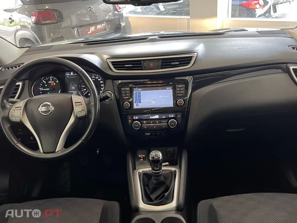 Nissan Qashqai 1.5 dCi N-Connecta 18