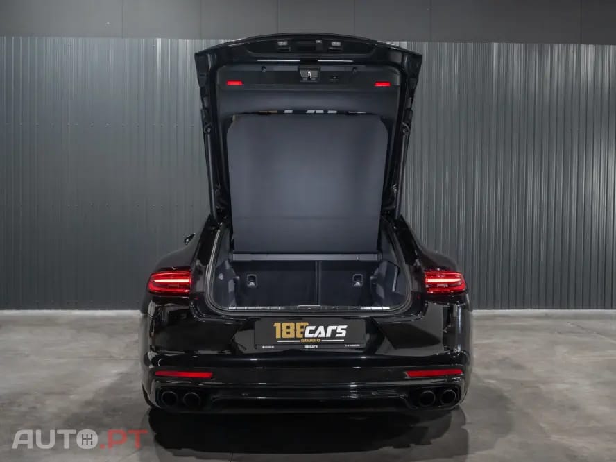 Porsche Panamera S PDK