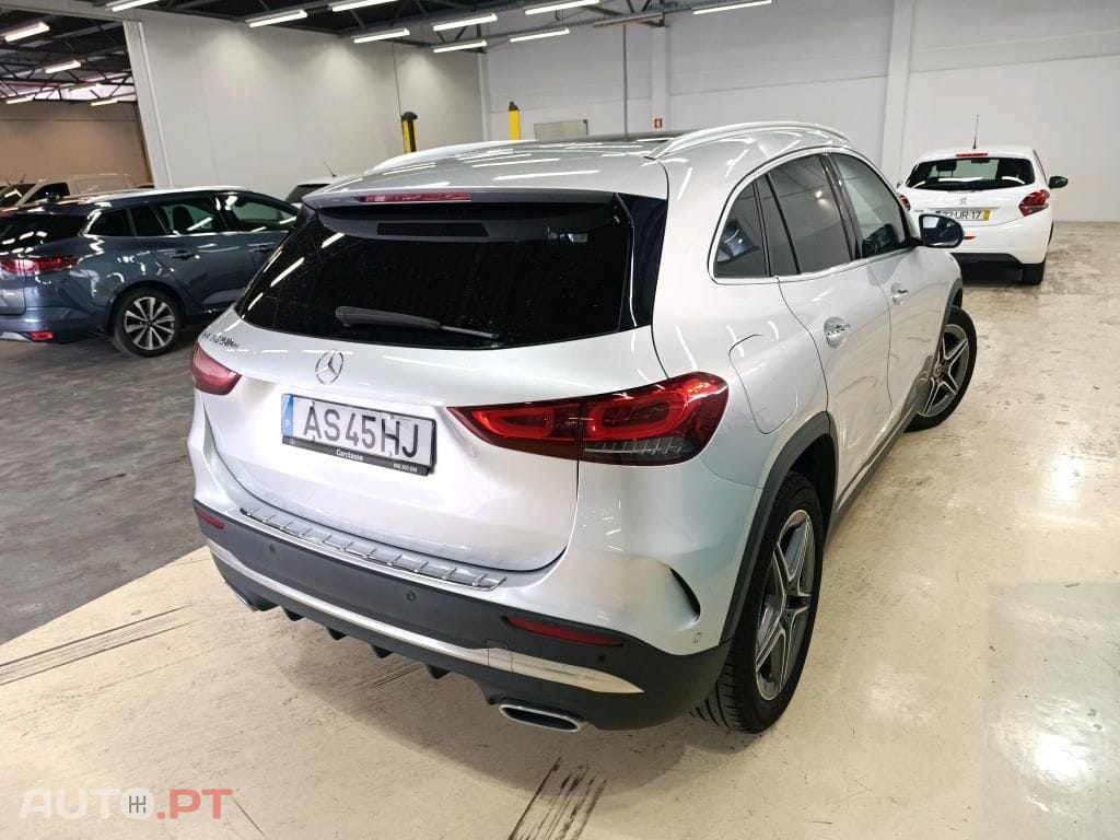 Mercedes-Benz GLA 250 e AMG Line