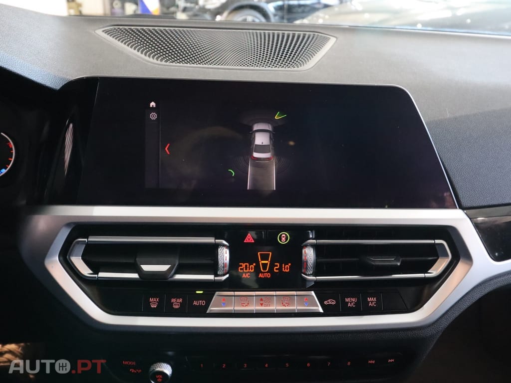 BMW 320 d Auto