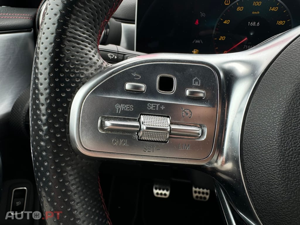 Mercedes-Benz CLA 180 d Shooting Brake AMG Line