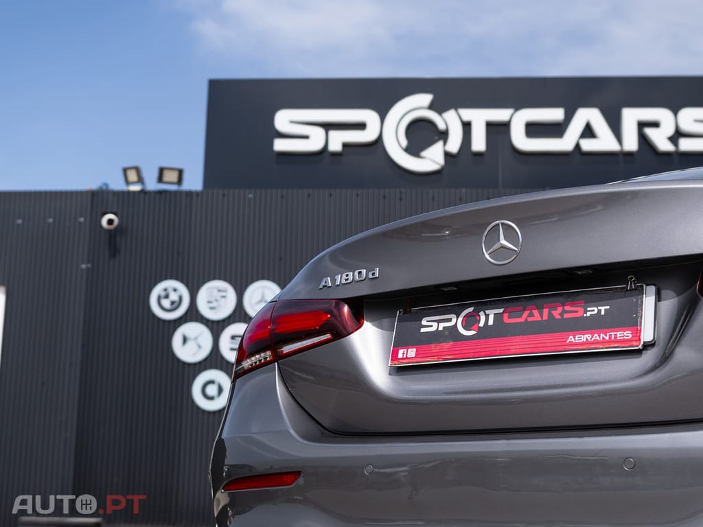 Mercedes-Benz A 180 d AMG Line Aut.