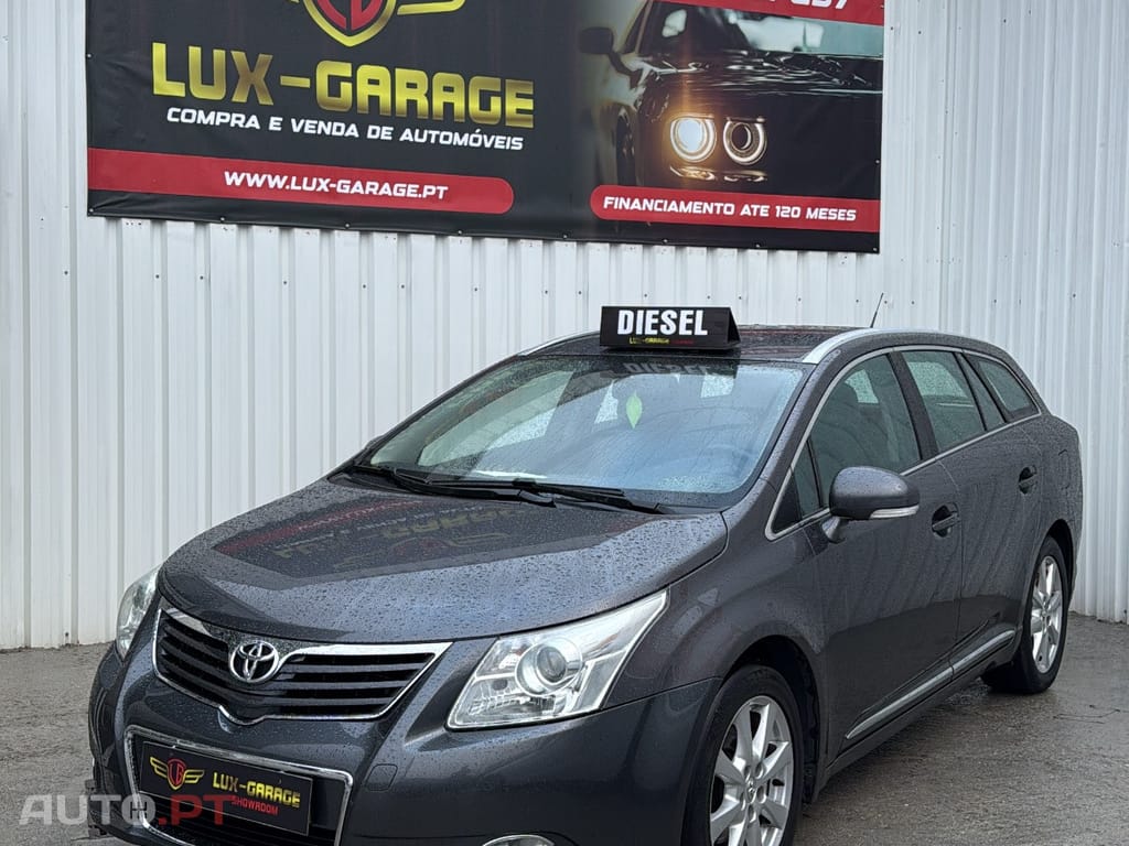 Toyota Avensis 2.0 D-4D Ex.+Pele+GPS