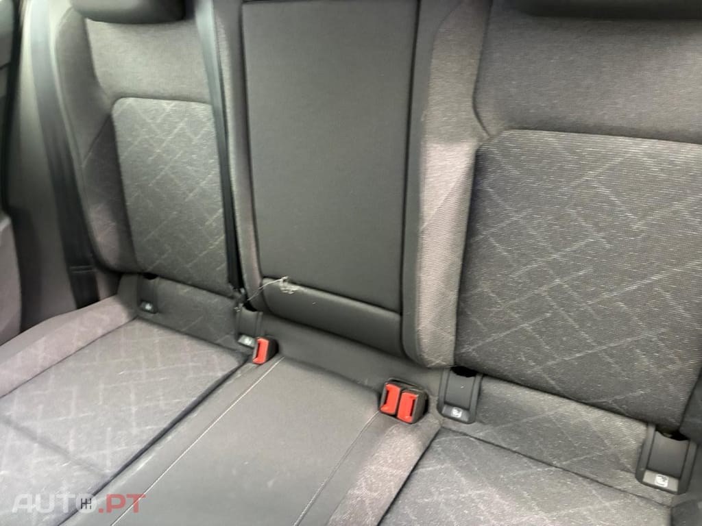 Volkswagen Golf 2.0 TDi SCR Life Business 1st DSG7