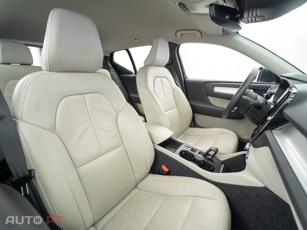 Volvo XC40 1.5 T4 PHEV Inscription Expression