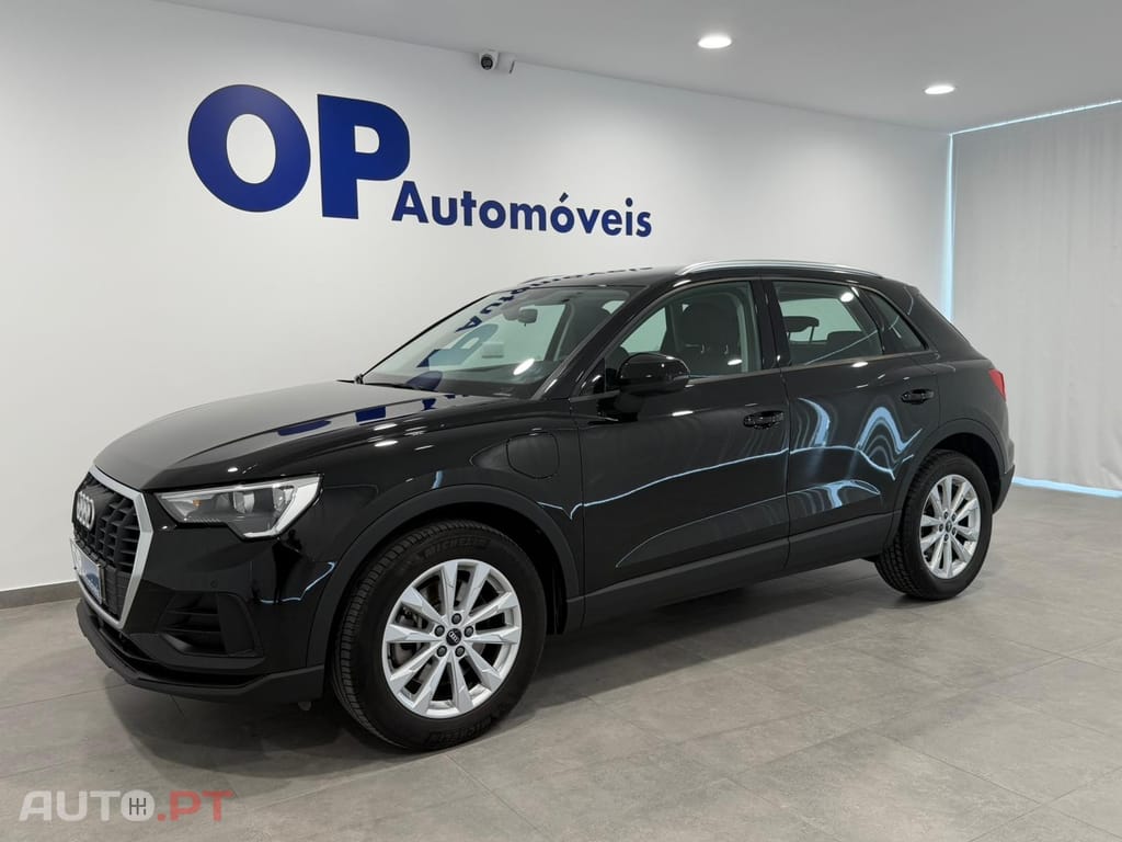 Audi Q3 45 TFSIe S tronic