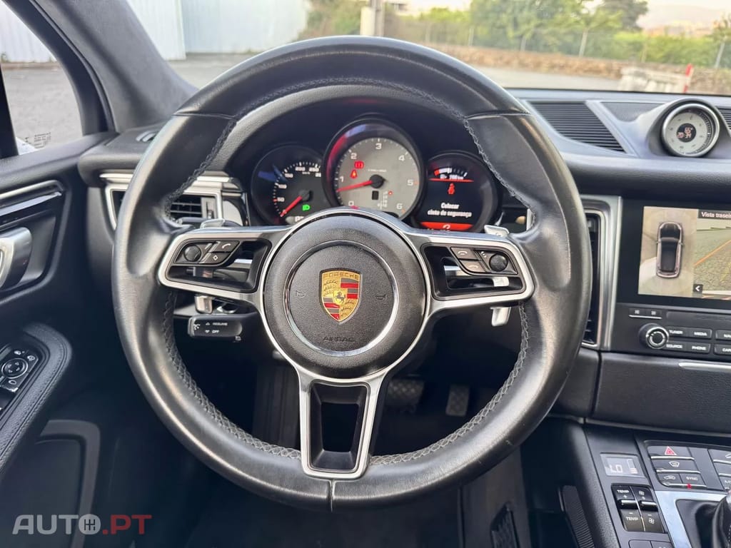 Porsche Macan S