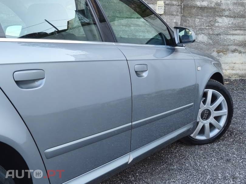 Audi A4 2.0 TDI S-line