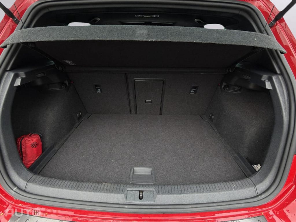 Volkswagen Golf 2.0 TSI GTI DSG Performance