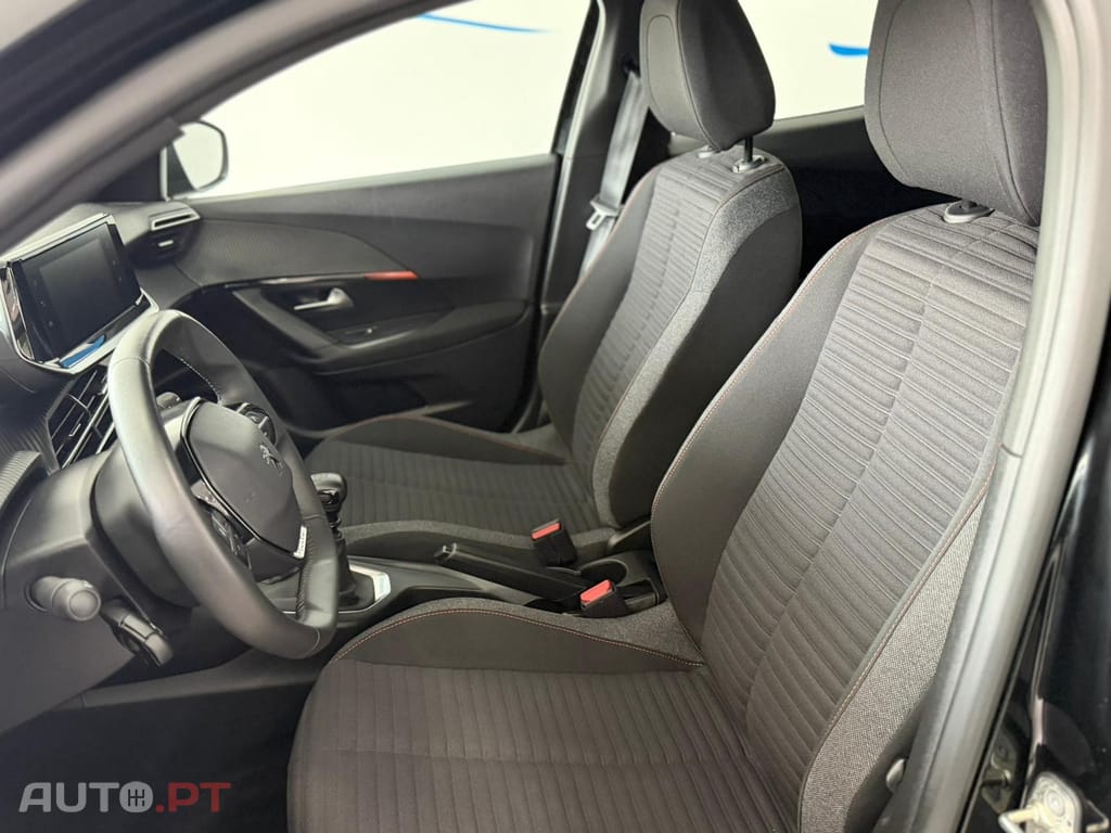 Peugeot 2008 1.2 PureTech Active
