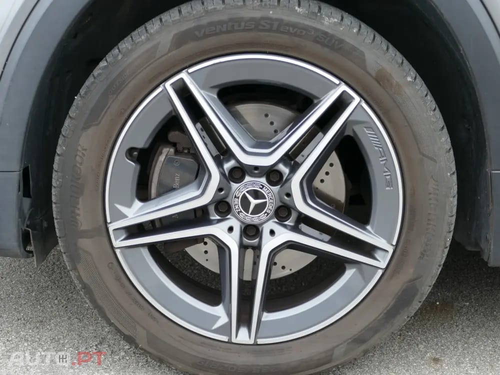 Mercedes-Benz GLB 180 d AMG Line