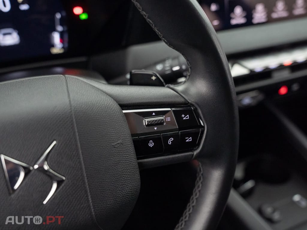 DS DS4 1.5 BlueHDi Bastille + EAT8