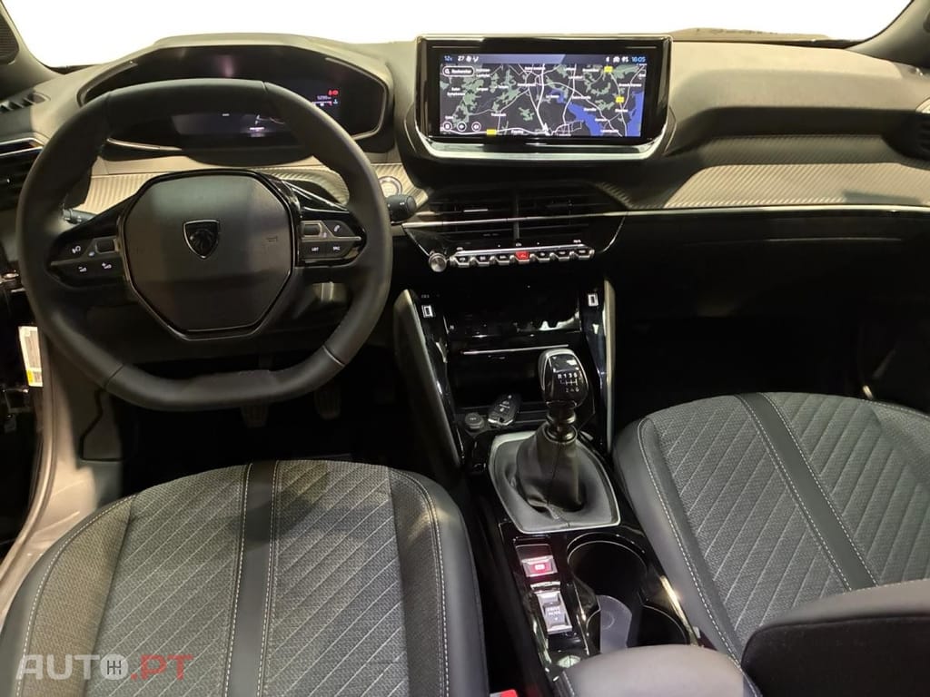 Peugeot 2008 1.2 PureTech Allure