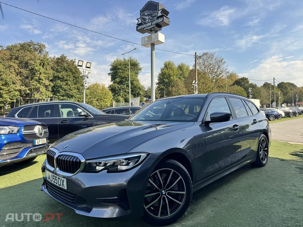 BMW 320 e Touring Auto