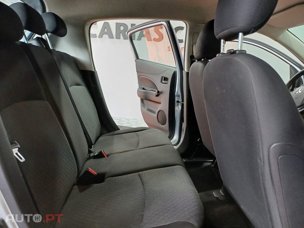 Mitsubishi Space Star 1.0 Active