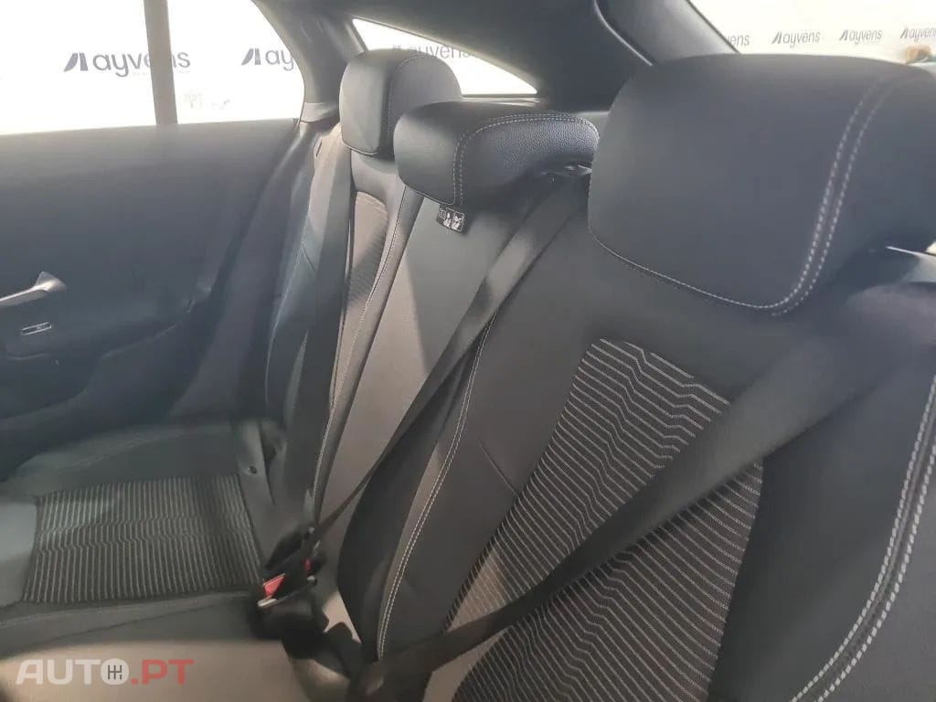 Mercedes-Benz CLA 250 e Shooting Brake Style Plus