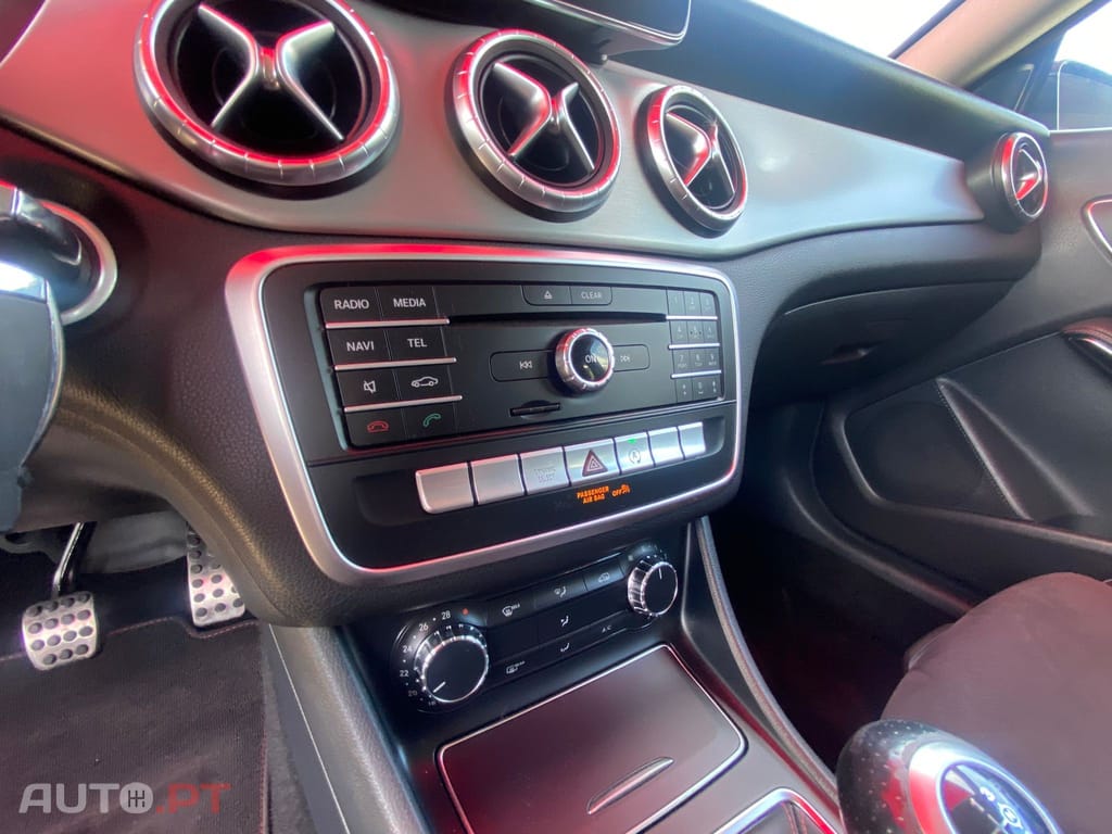 Mercedes-Benz CLA 200 d AMG Line