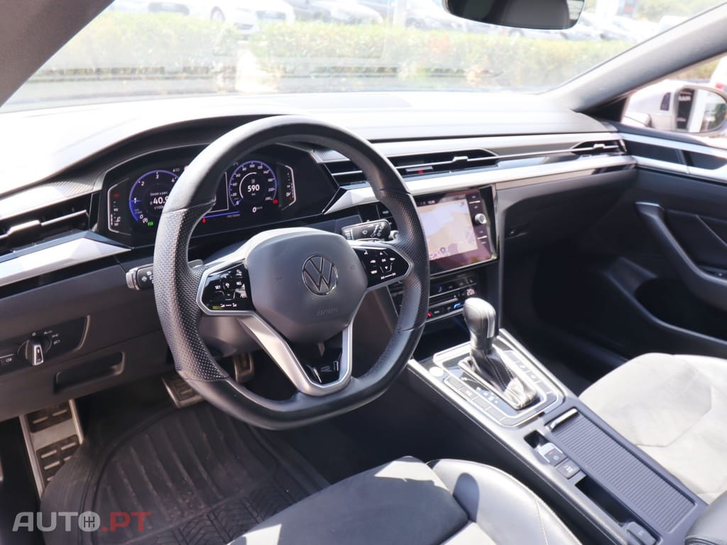 Volkswagen Arteon 2.0 TDI R-Line DSG