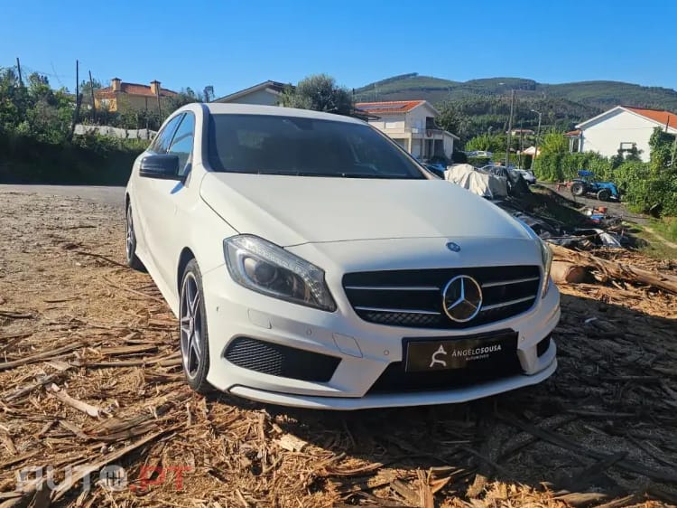 Mercedes-Benz A 180 d AMG Line