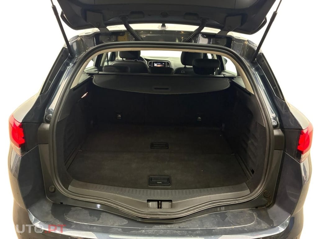 Renault Mégane Break 1.5 Blue dCi Evolution EDC