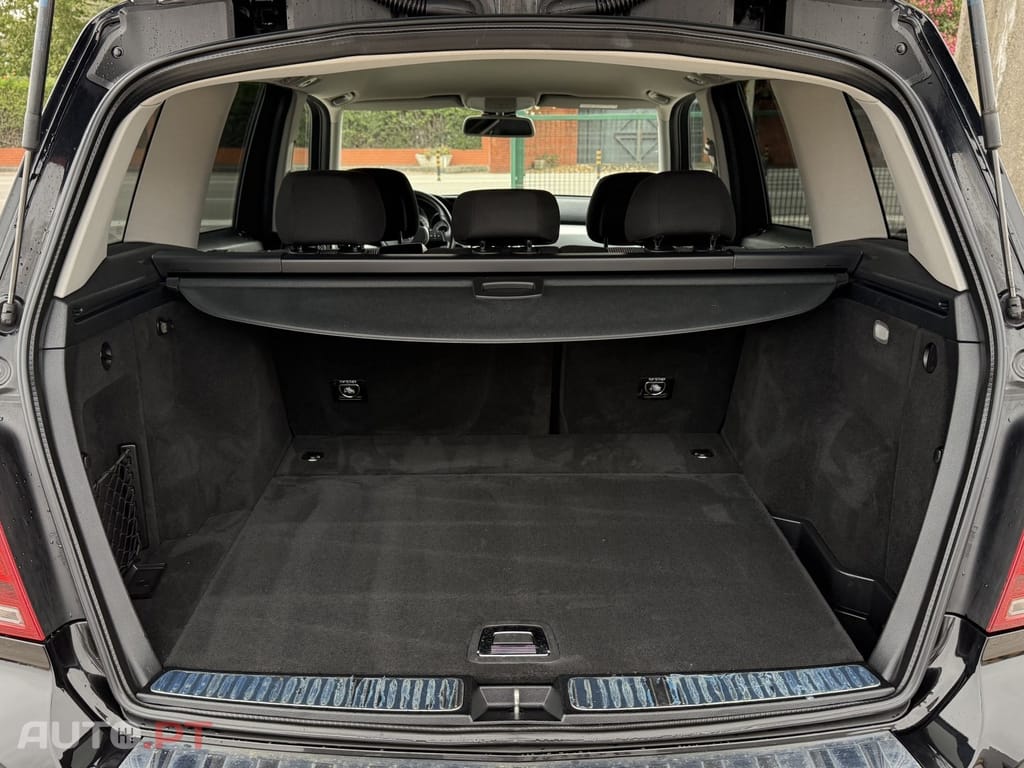 Mercedes-Benz GLK 200 CDI (BlueEFFICIENCY)