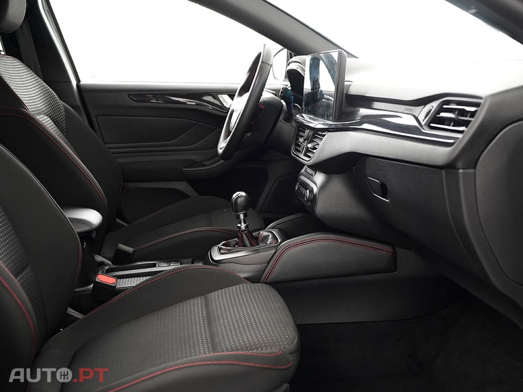 Ford Focus Focus 1.0 EcoBoost MHEV ST-Line X