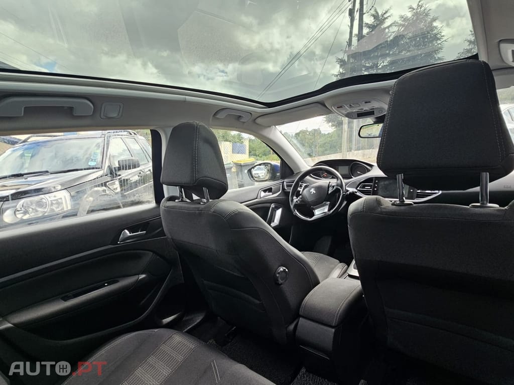 Peugeot 308 BlueHDi 130 EAT8 Allure