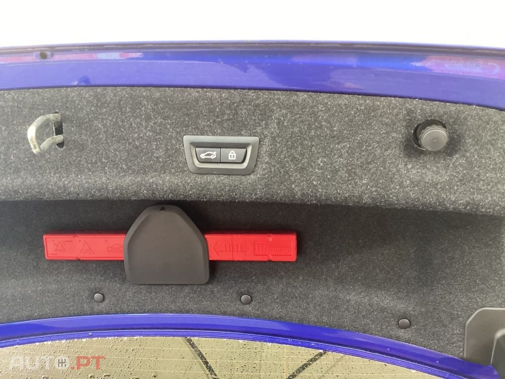 BMW 330 i M Sport Auto