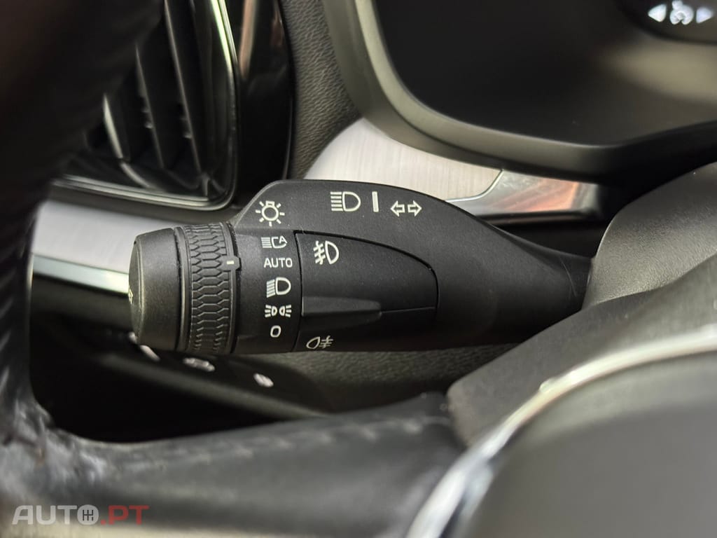 Volvo V60 2.0 T6 AWD TE R-Design Expression