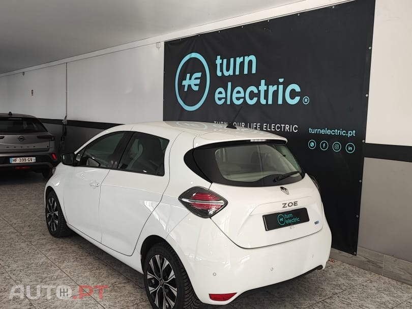 Renault Zoe (c/ Bateria) E-Tech EV50 Equilibre — fotografia 4