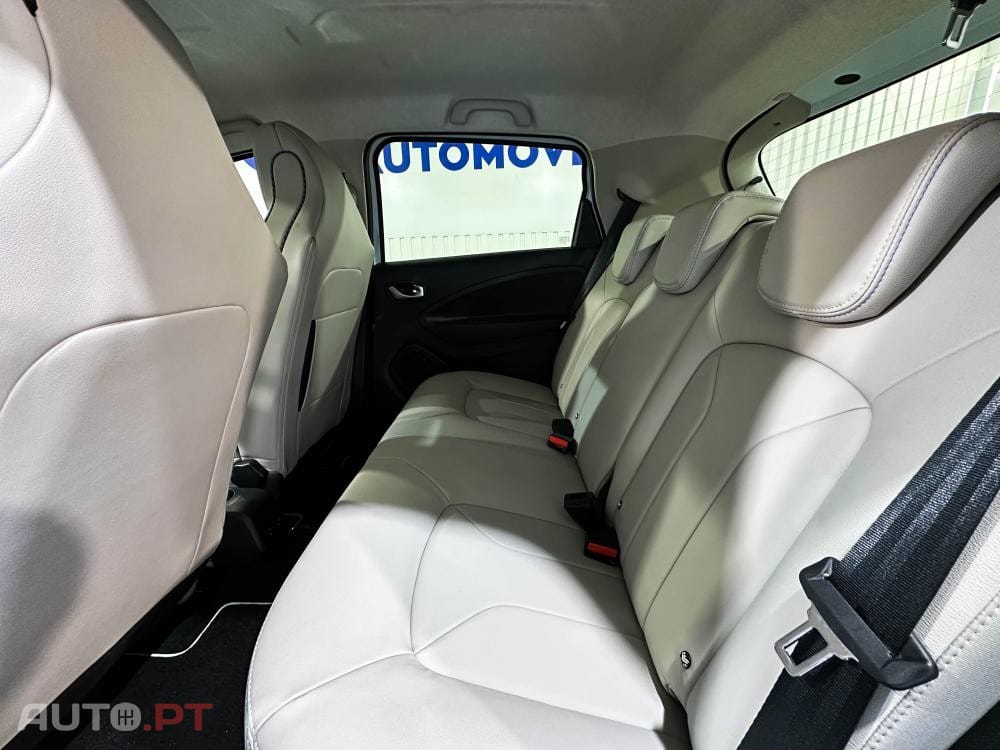 Renault Zoe Outro