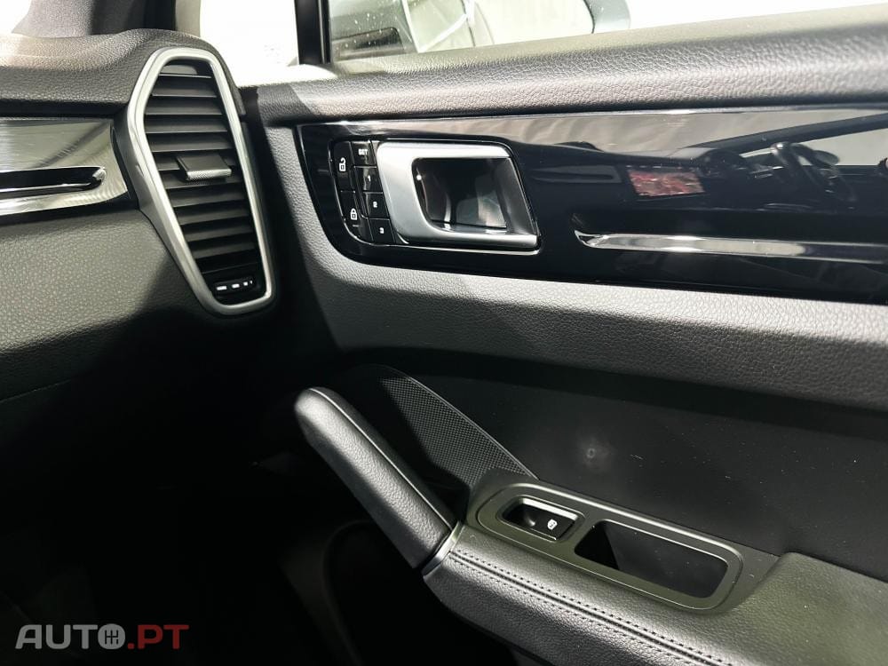 Porsche Cayenne E-Hybrid Platinum Edition